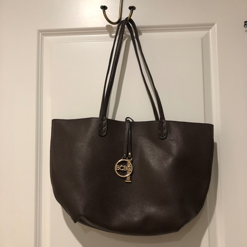 BCBG Reversible Brown & Black Leather Shoulder Bag